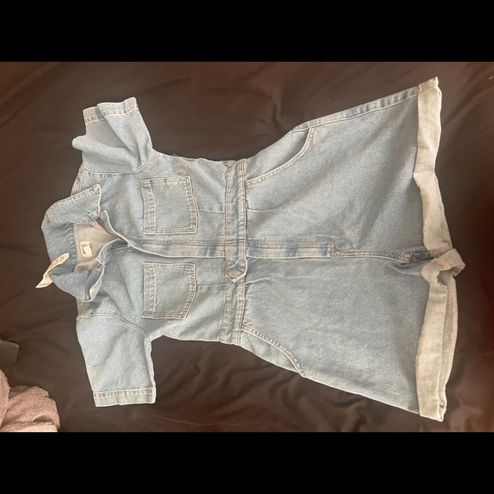 SO CUTE !!!!!! jean jumpsuit